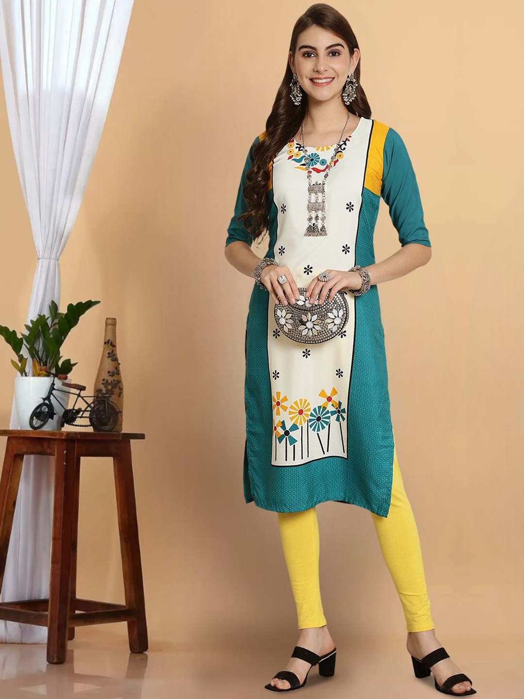 

7Threads Quirky Printed Round Neck Straight Kurta, Teal