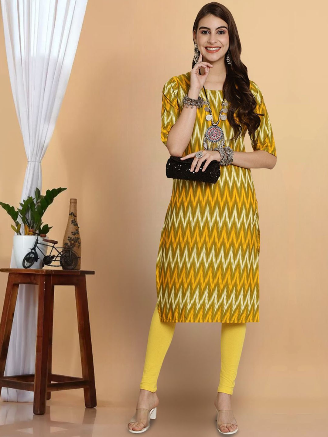 

7Threads Chevron Printed Crepe Straight Kurta, Yellow