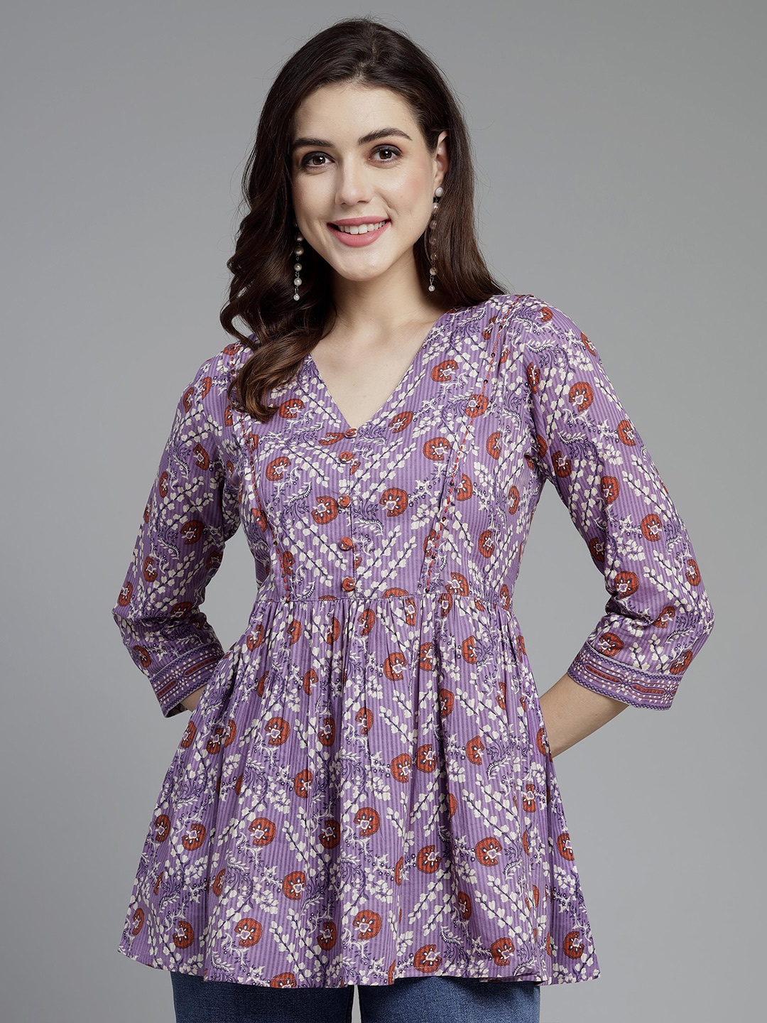 

QOMN Women Floral Printed V-Neck Cotton Top, Lavender