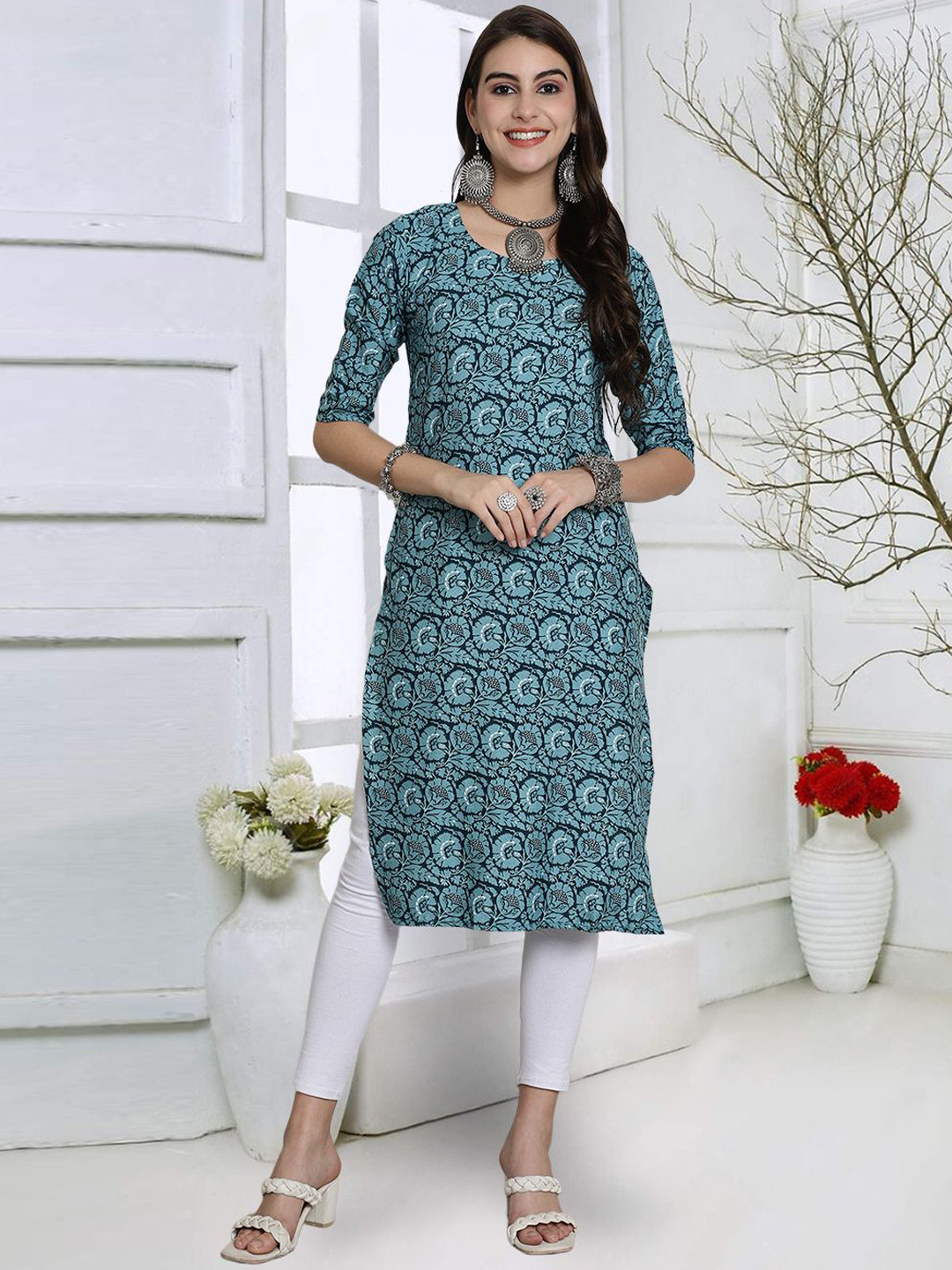 

7Threads Floral Printed Straight Kurta, Blue