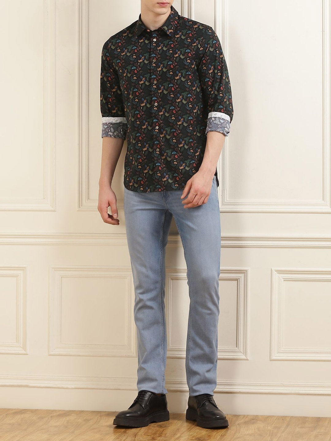 

PS By Paul Smith Men Slim Fit Floral Opaque Printed Casual Shirt, Black