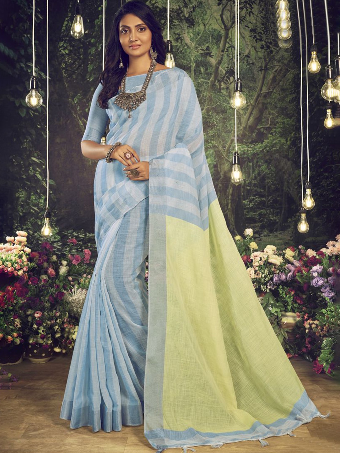 

ASISA Striped Saree, Blue