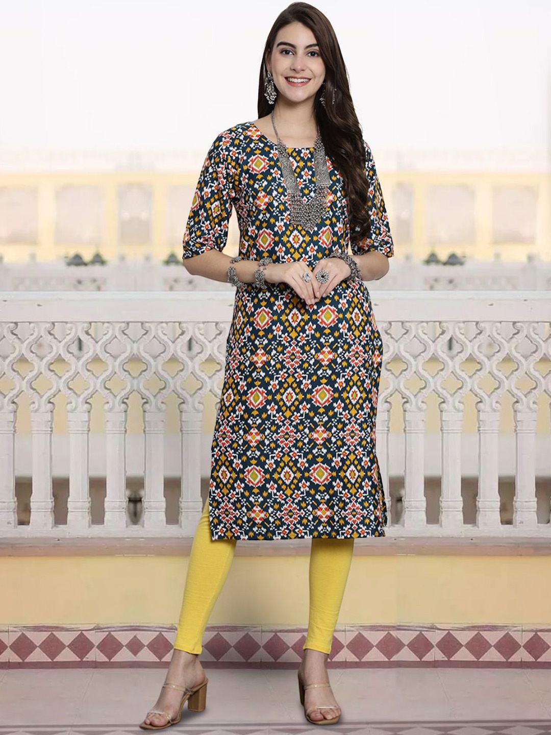 

7Threads Ethnic Motifs Printed Round Neck Straight Kurta, Green