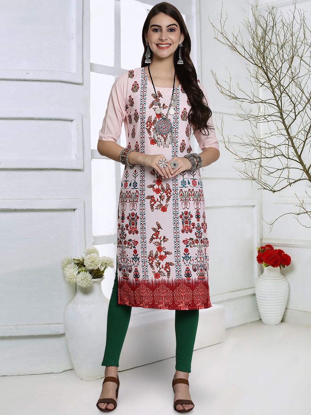 

7Threads Floral Printed Round Neck Straight Kurta, Pink