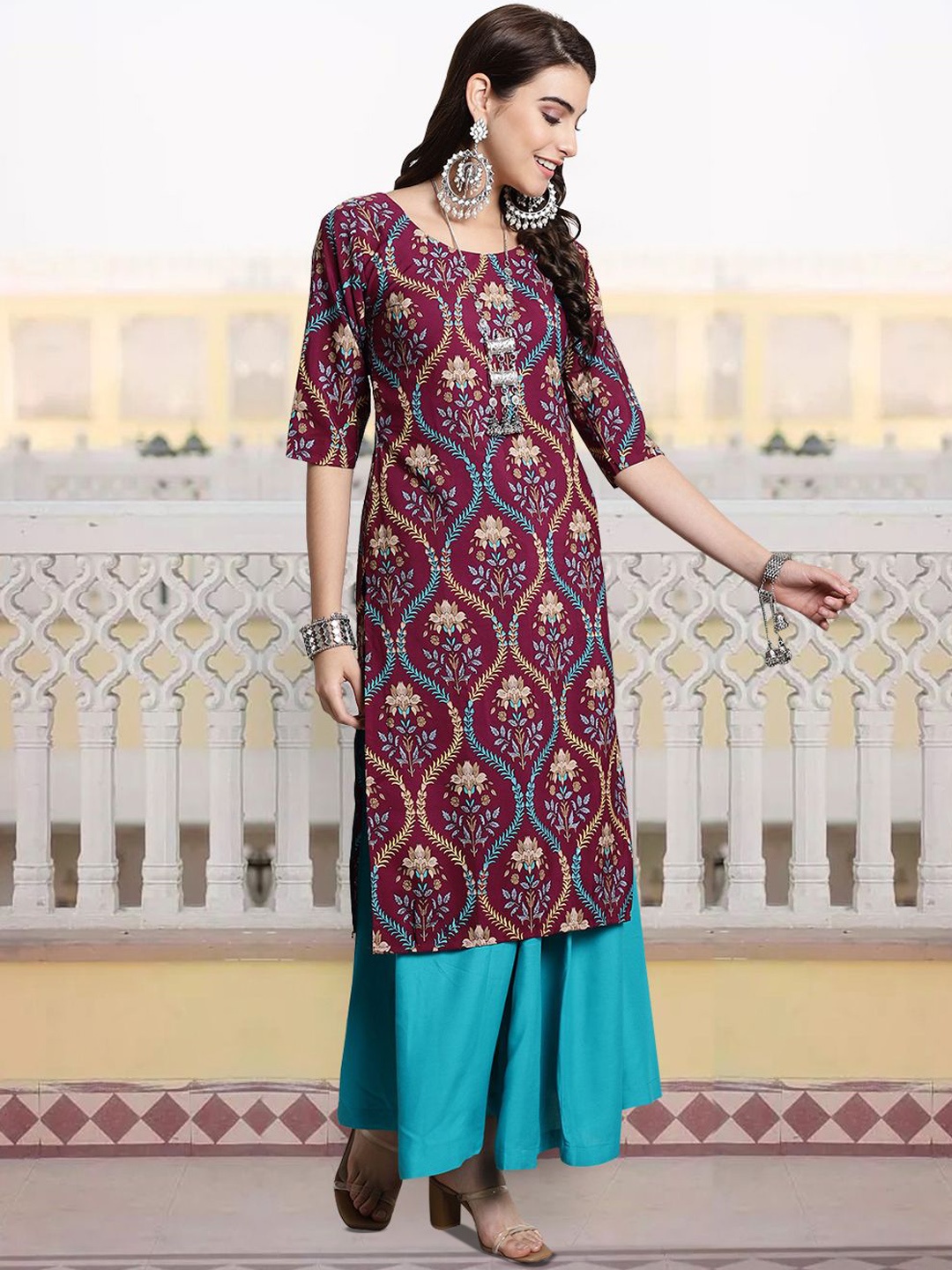 

7Threads Ethnic Motifs Printed Round Neck Crepe Straight Kurta, Maroon