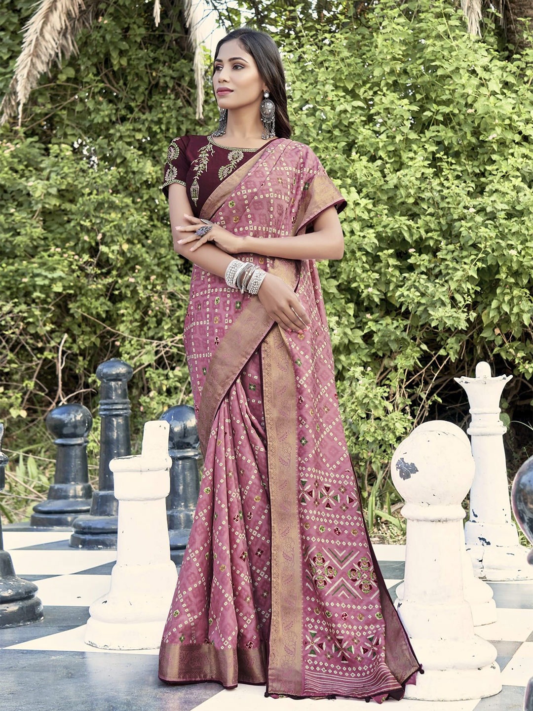 

NIRMAL CREATION Bandhani Zari printed Pure Silk Saree, Pink