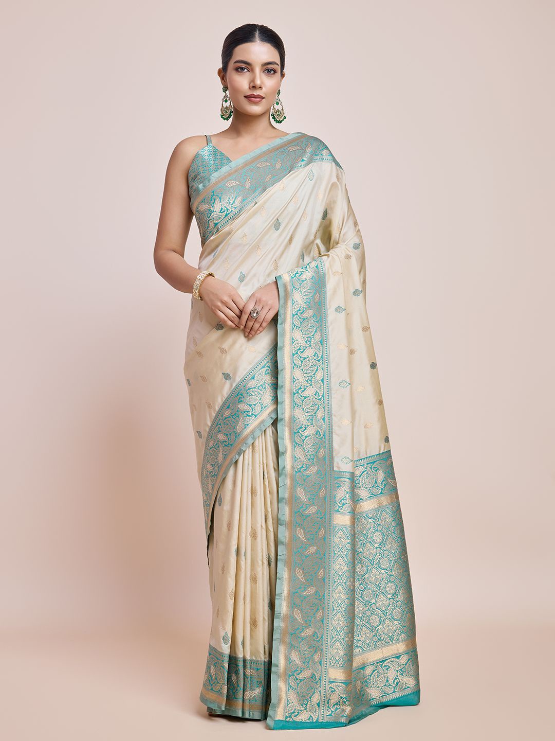 

MONJOLIKA FASHION Ethnic Motifs Zari Banarasi Woven Design Saree, Cream