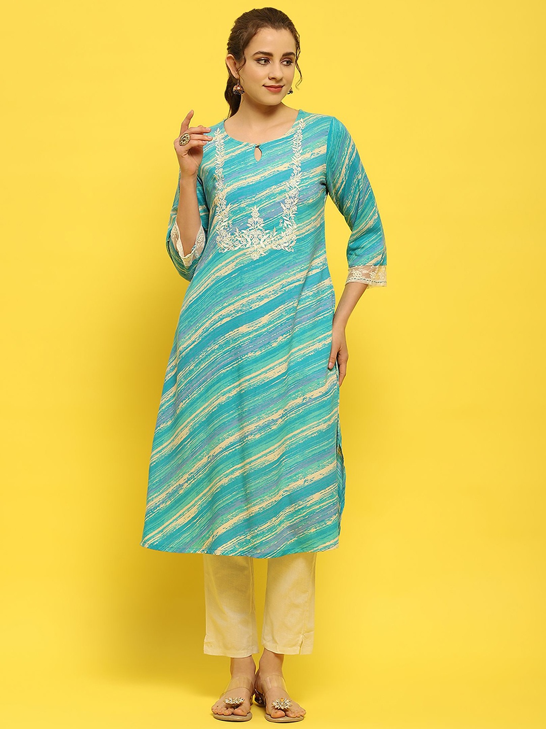 

Shree Floral Embroidered Keyhole Neck A Line Kurta, Blue