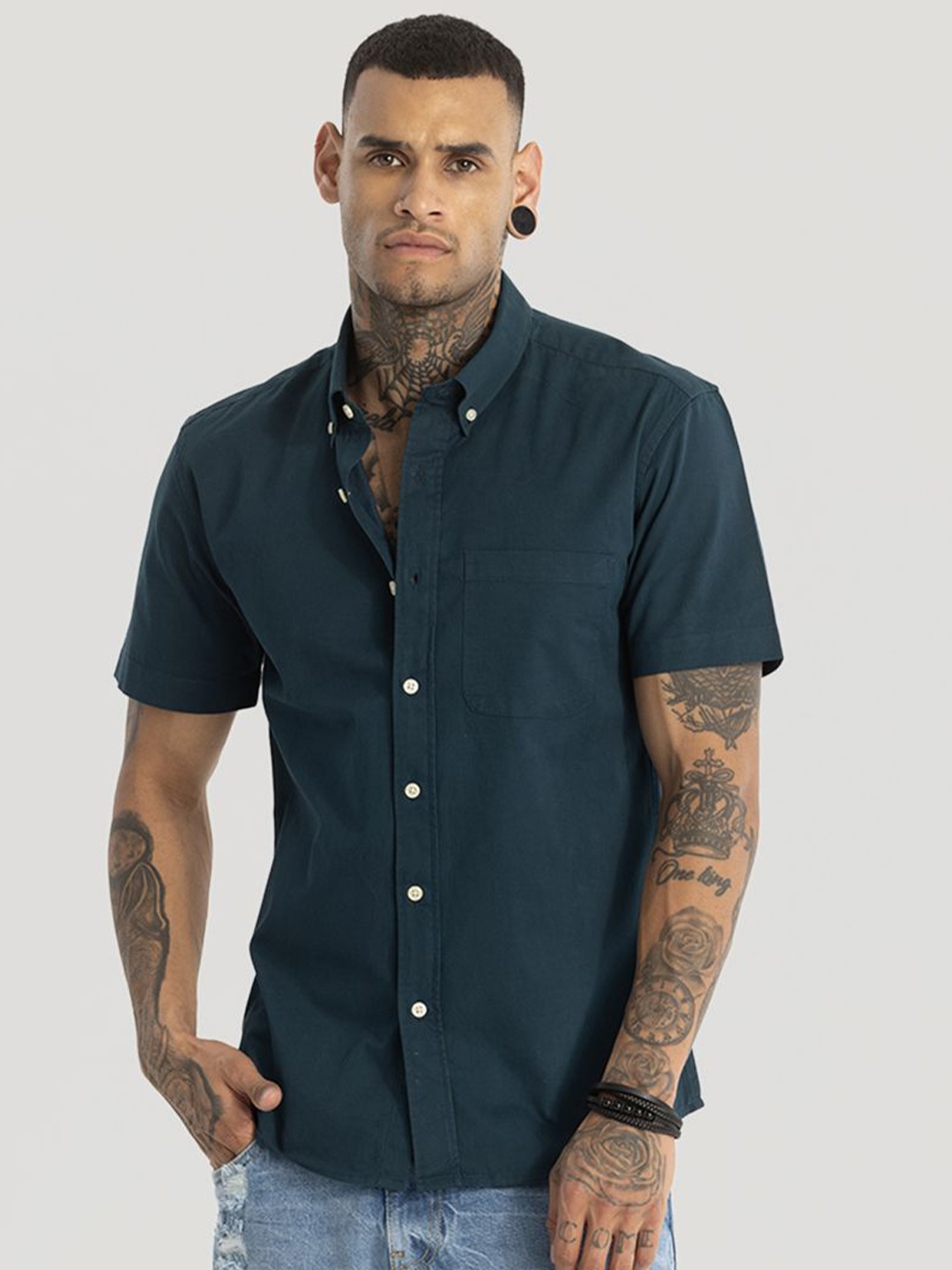 

Snitch Men Smart Button-Down Collar Solid Cotton Slim Fit Casual Shirt, Teal