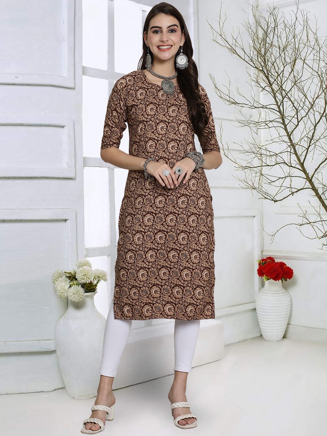 

7Threads Floral Printed Round Neck Straight Kurta, Brown