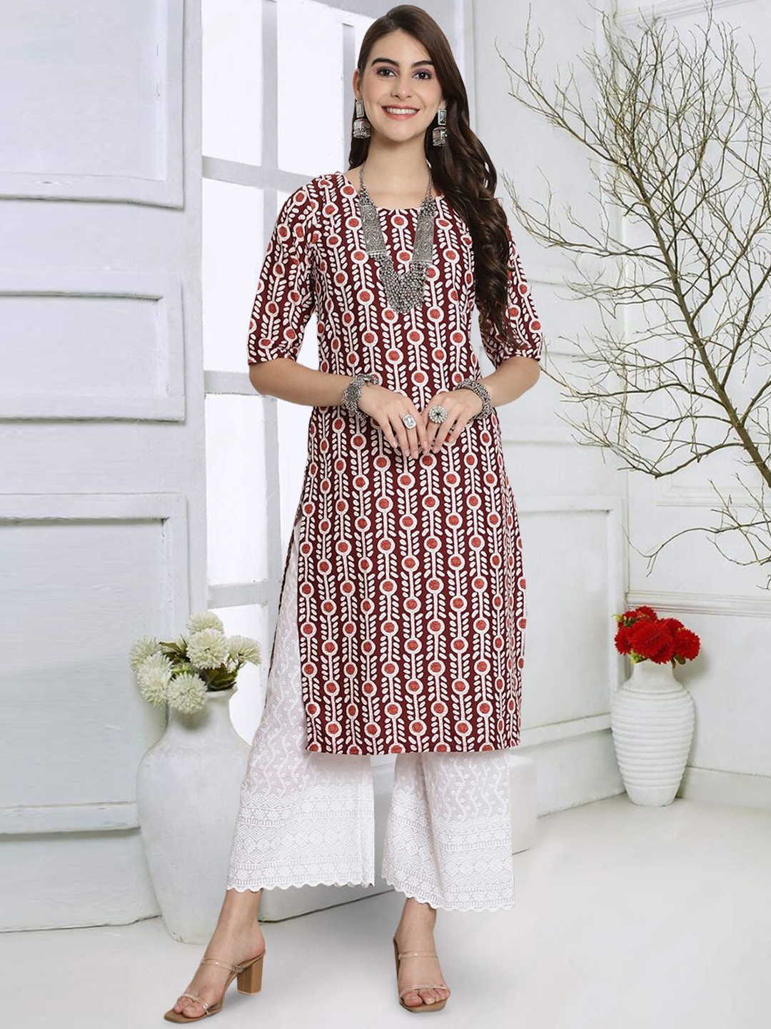 

7Threads Floral Printed Straight Kurta, Maroon