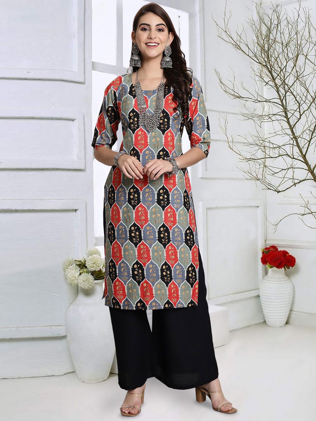 

7Threads Geometric Printed Round Neck Regular Crepe Straight Kurta, Black