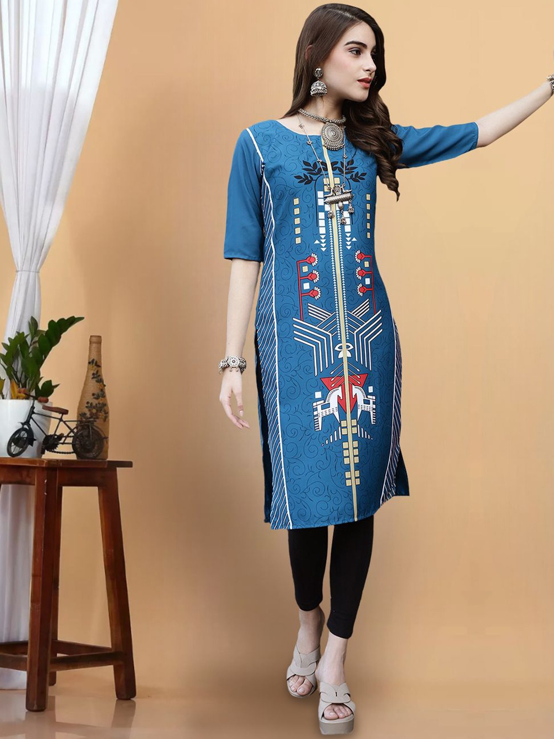 

7Threads Women Floral Printed Keyhole Neck Thread Work Floral Crepe Kurta, Multi