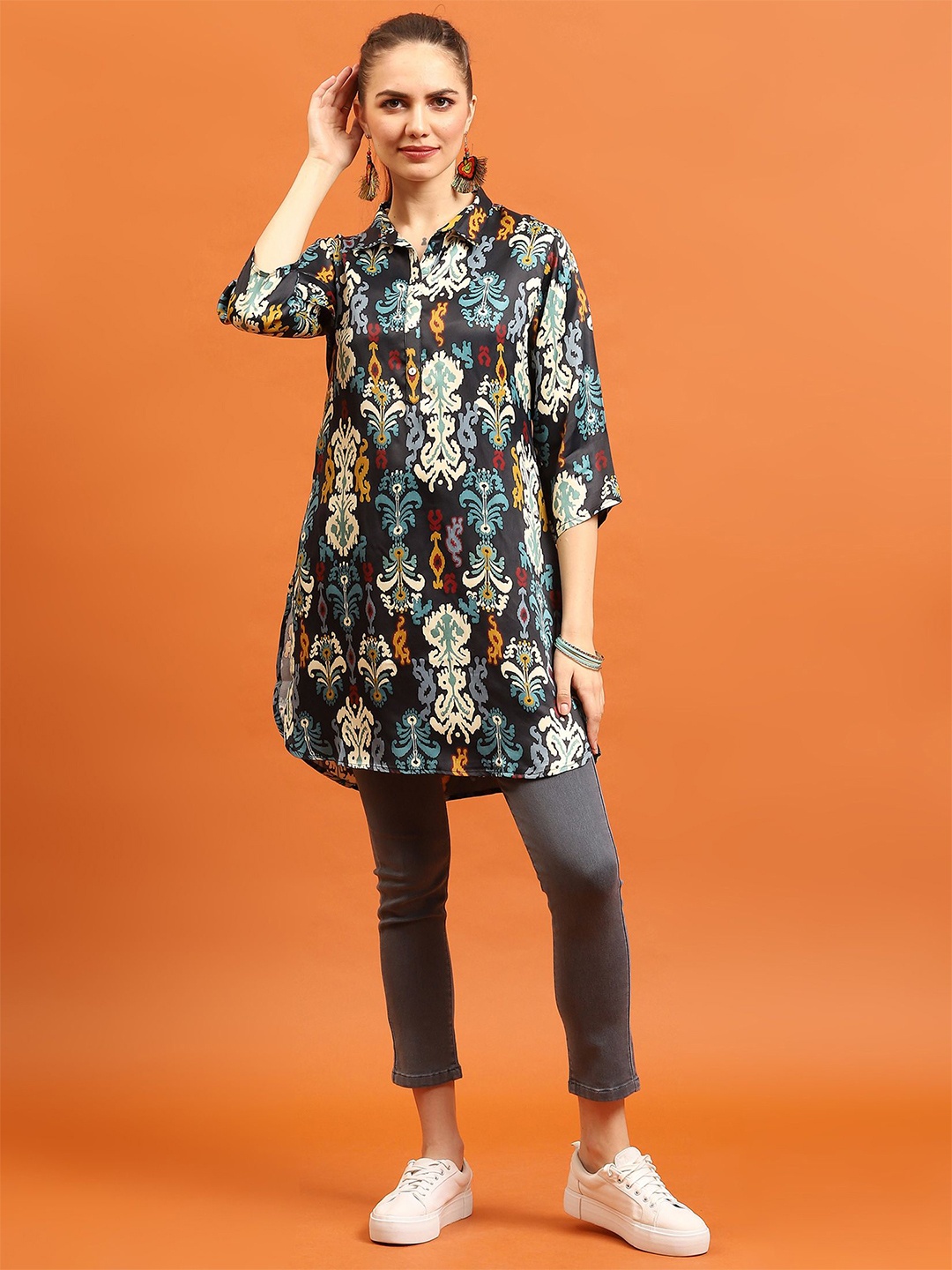 

Shree Printed Shirt Collar Kurti, Navy blue