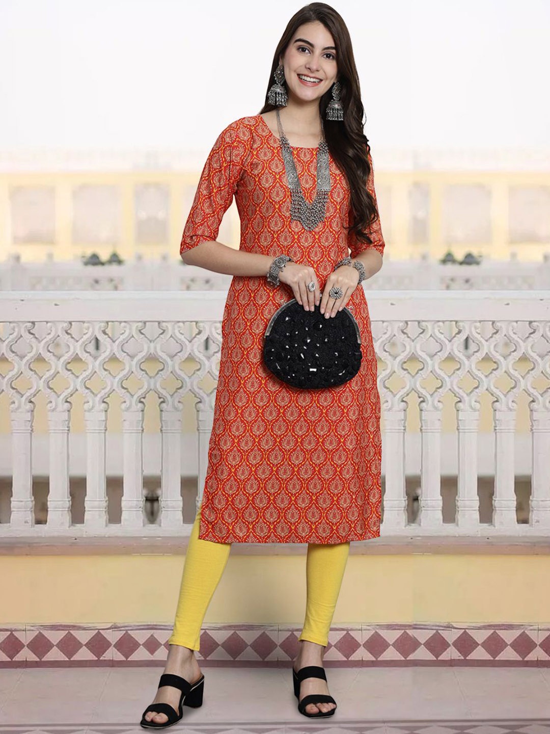 

7Threads Geometric Printed Regular Crepe Straight Kurta, Red