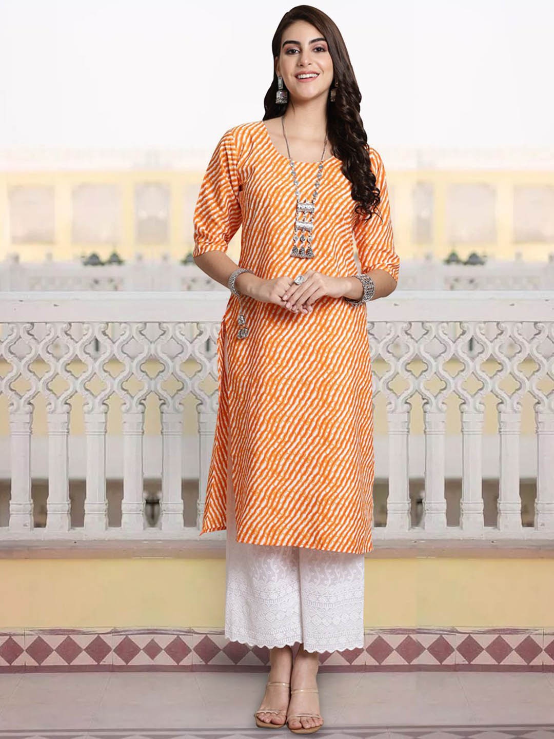 

7Threads Leheriya Printed Round Neck Straight Kurta, Orange