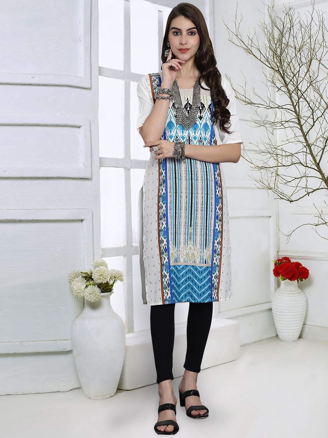 

7Threads Women Printed Keyhole Neck Mirror Work Floral Crepe Kurta, Multi