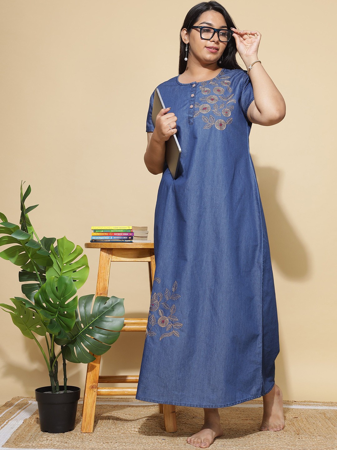 

9shines Label Women Embroidered Maxi Nightdress, Navy blue