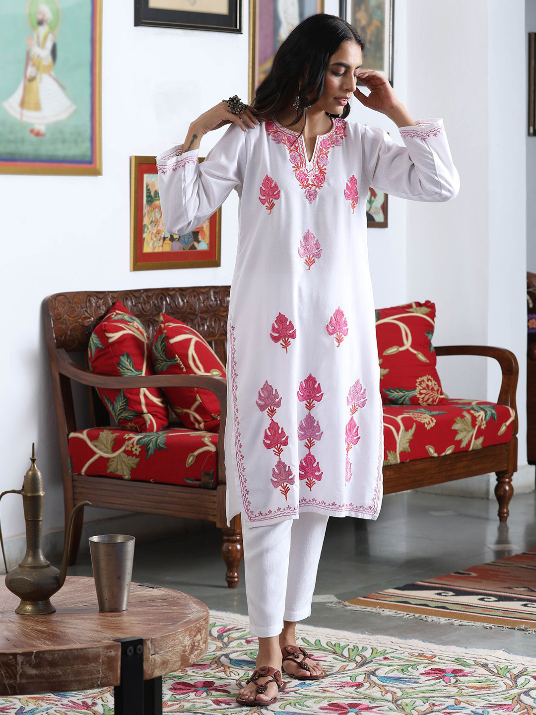 

House of Chikankari HOC Crafts Embroidered Woven Kurta, White