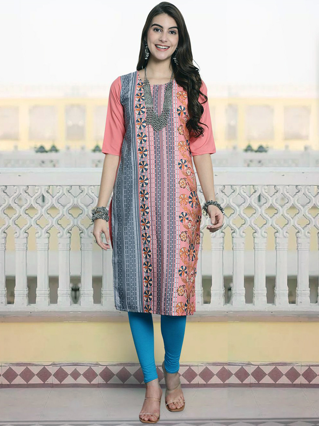 

7Threads Geometric Printed Round Neck Straight Kurta, Peach
