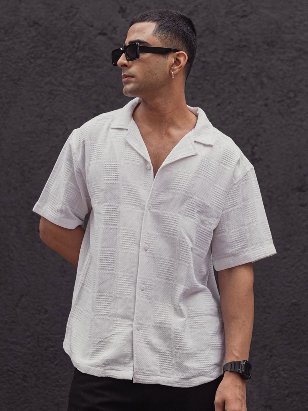 

Powerlook Men Cuban Collar Textured Solid Cotton Relaxed Fit Casual Shirt, White