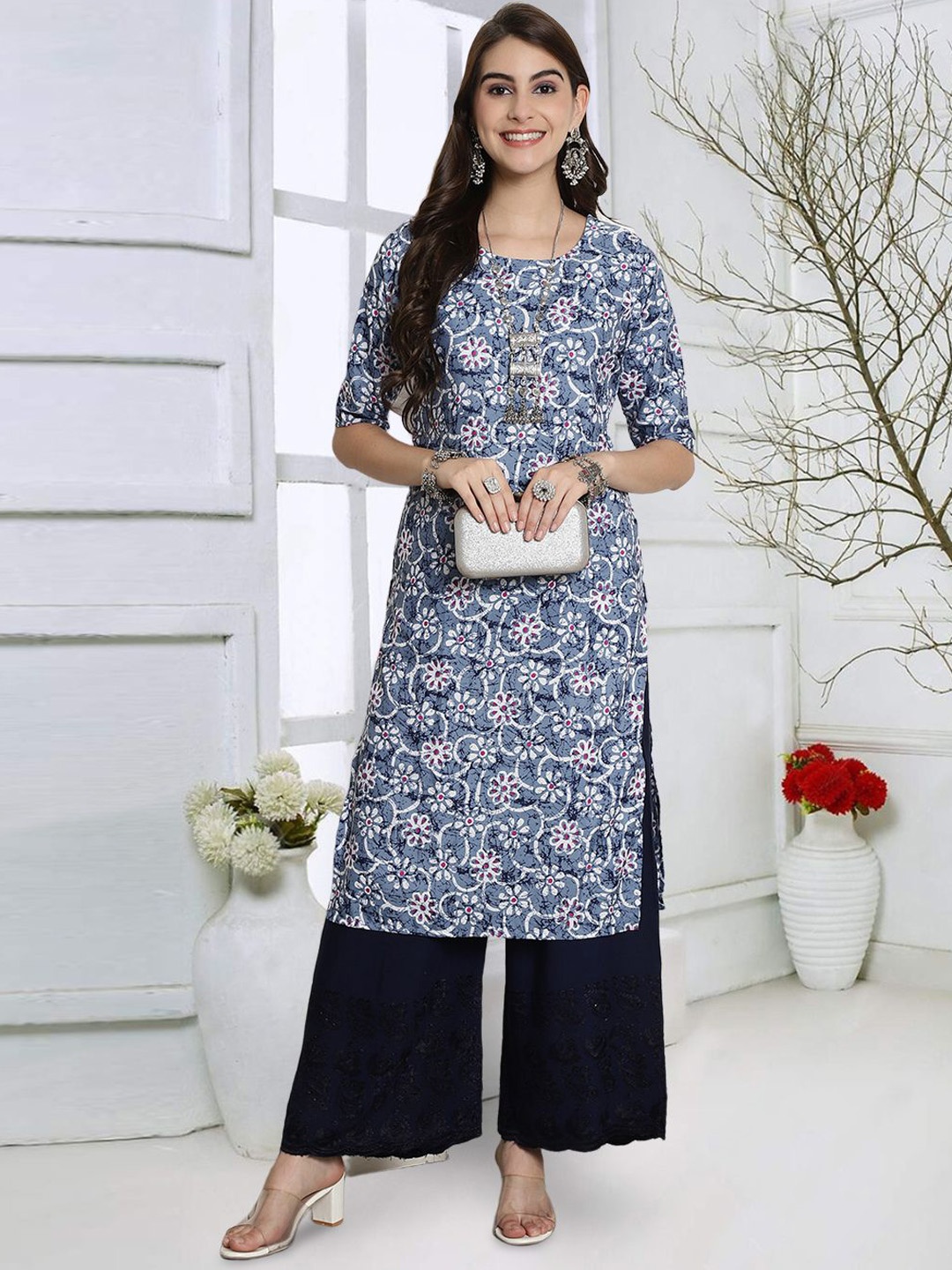 

7Threads Women Quirky Printed Mirror Work Floral Crepe Kurta, Multi