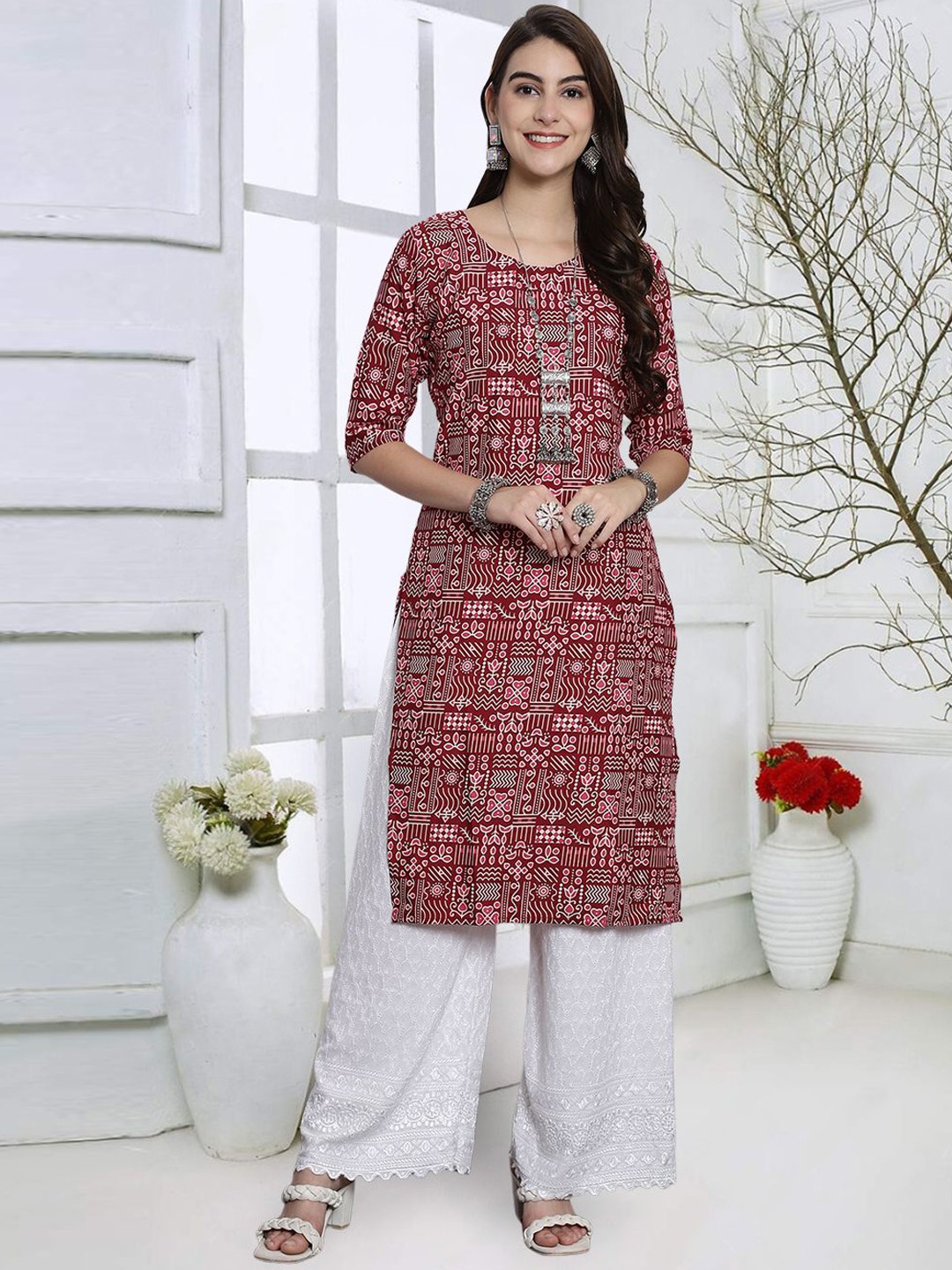 

7Threads Floral Printed Straight Kurta, Maroon