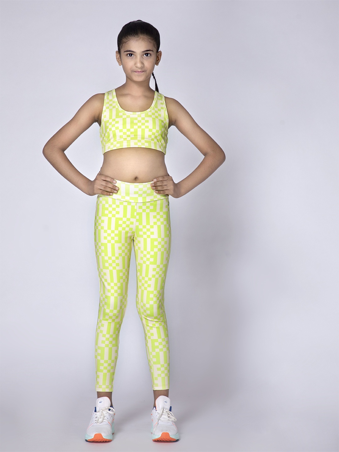 

UMILDO Girls Checked Top with Leggings, Yellow