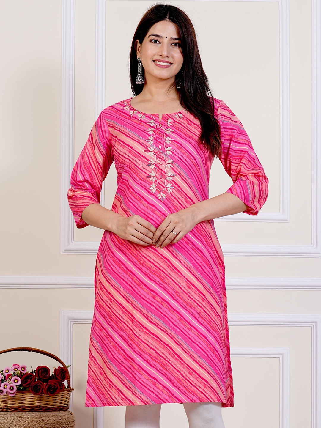 

Moktika Leheriya Printed With Embroidered Cotton Straight Kurta, Pink