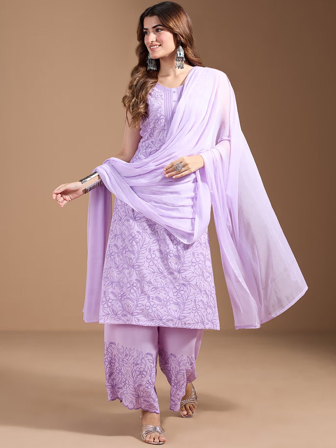 

House of Pataudi Floral Embroidered Kurta & Trouser With Dupatta, Lavender