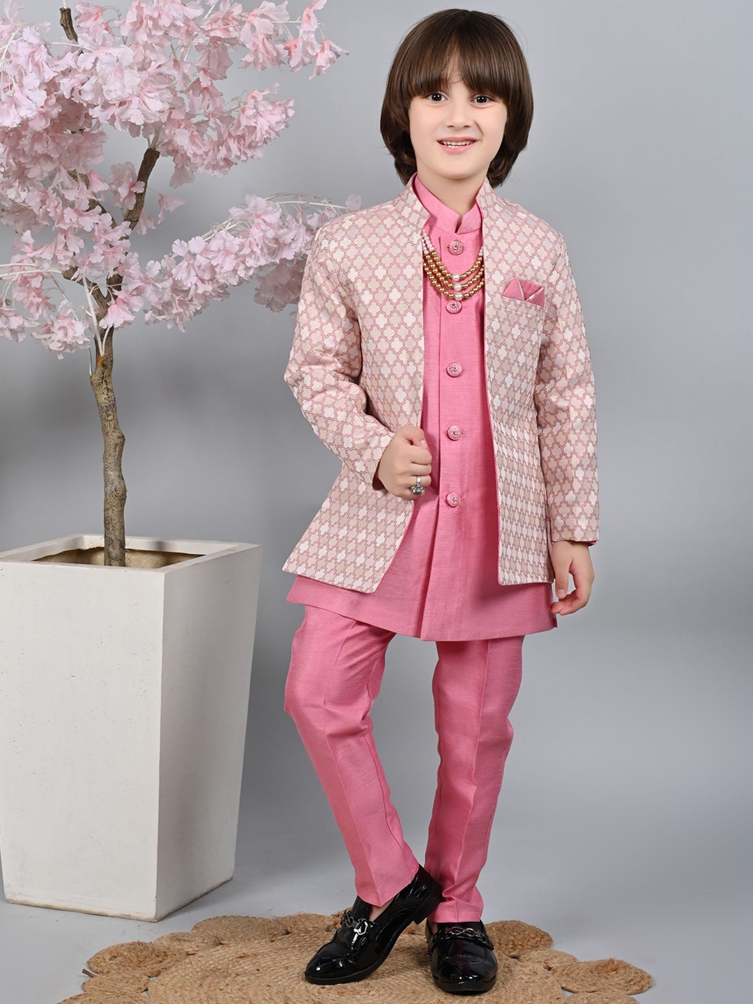 

ahhaaaa Boys Embroidered Silk Sherwani Set, Pink