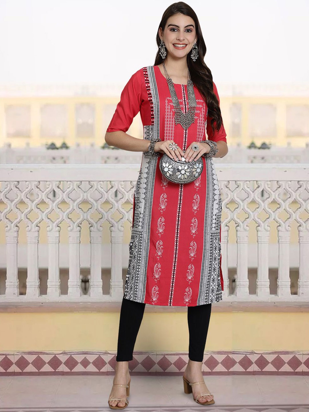 

7Threads Floral Printed Round Neck Straight Kurta, Red