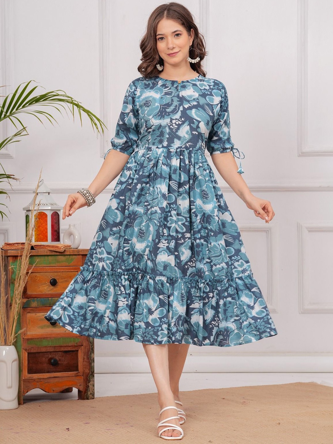 

UNIBLISS Women Paisley Printed Kurta, Blue