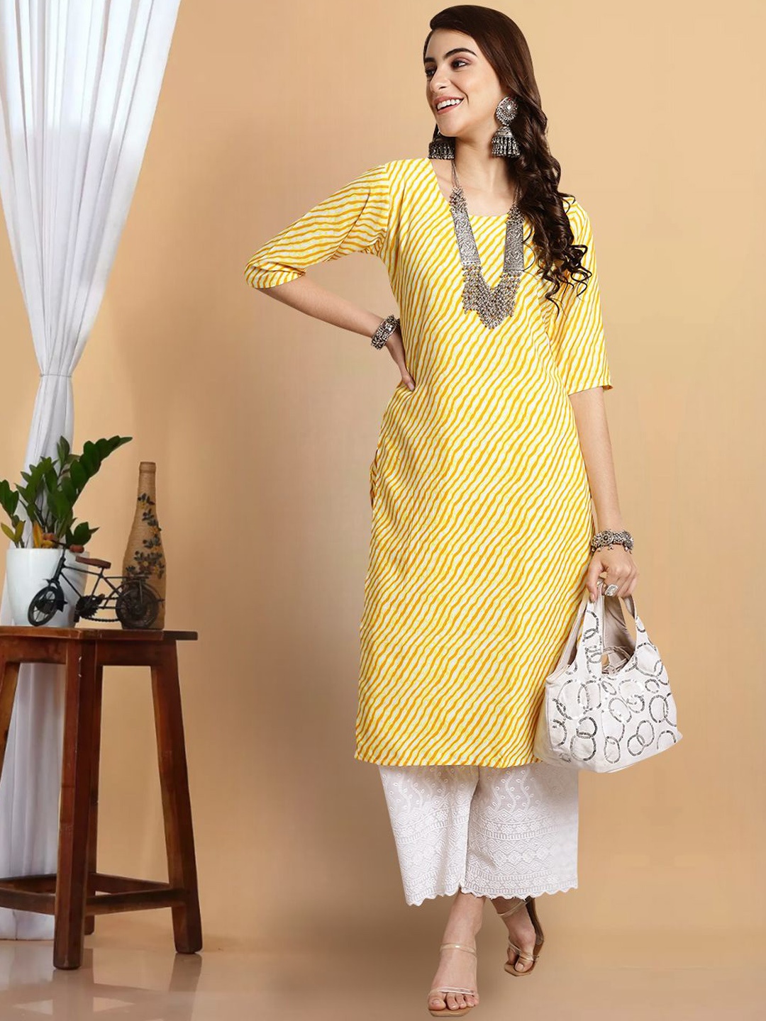 

7Threads Leheriya Printed Round Neck Crepe Straight Kurta, Yellow