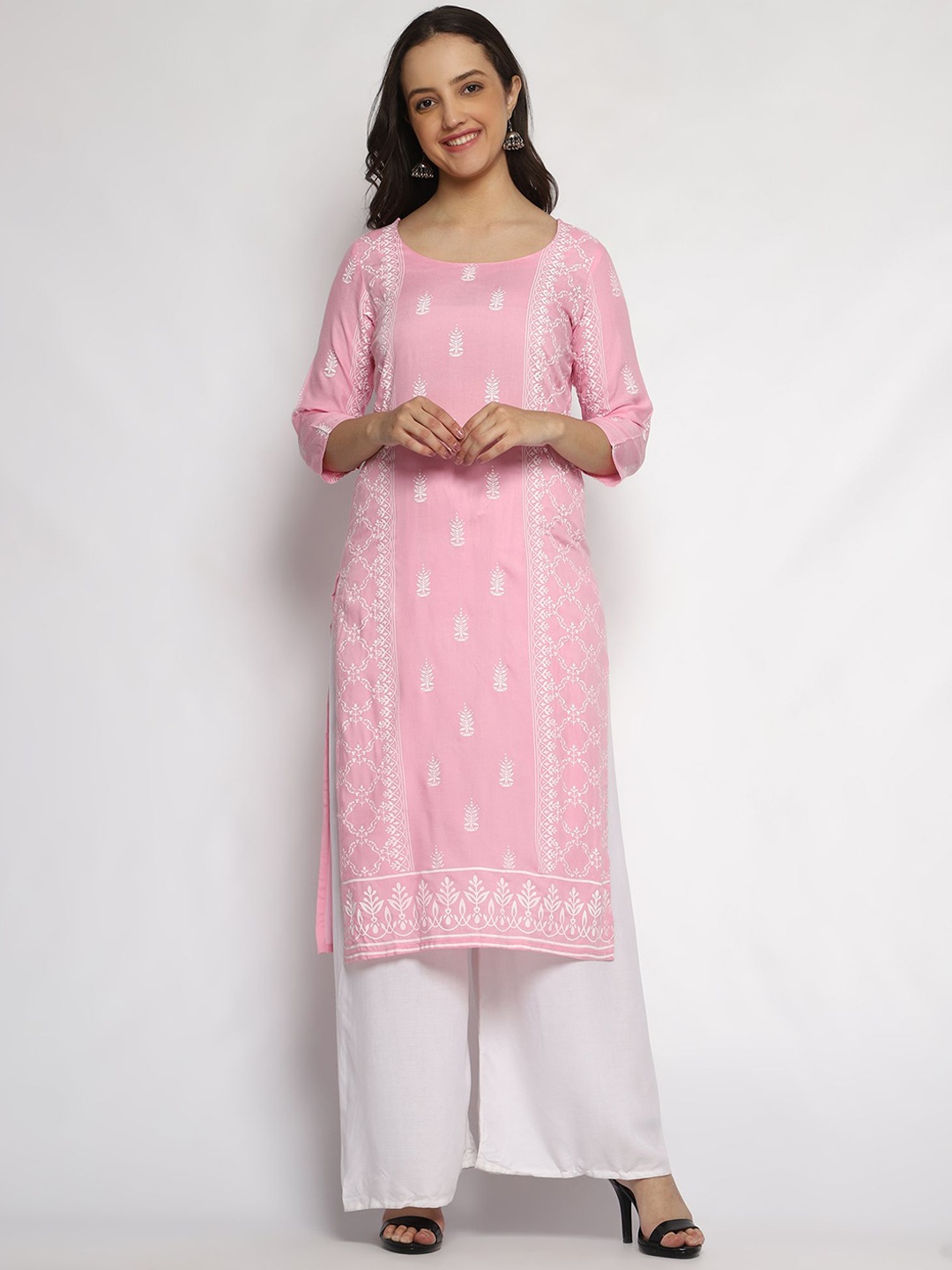 

Bhuja Women Floral Printed Regular Kurta with Palazzos, Pink