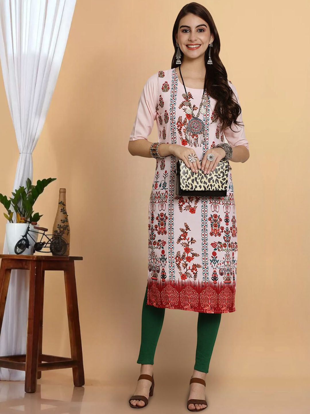 

7Threads Floral Printed Crepe Straight Kurta, Cream