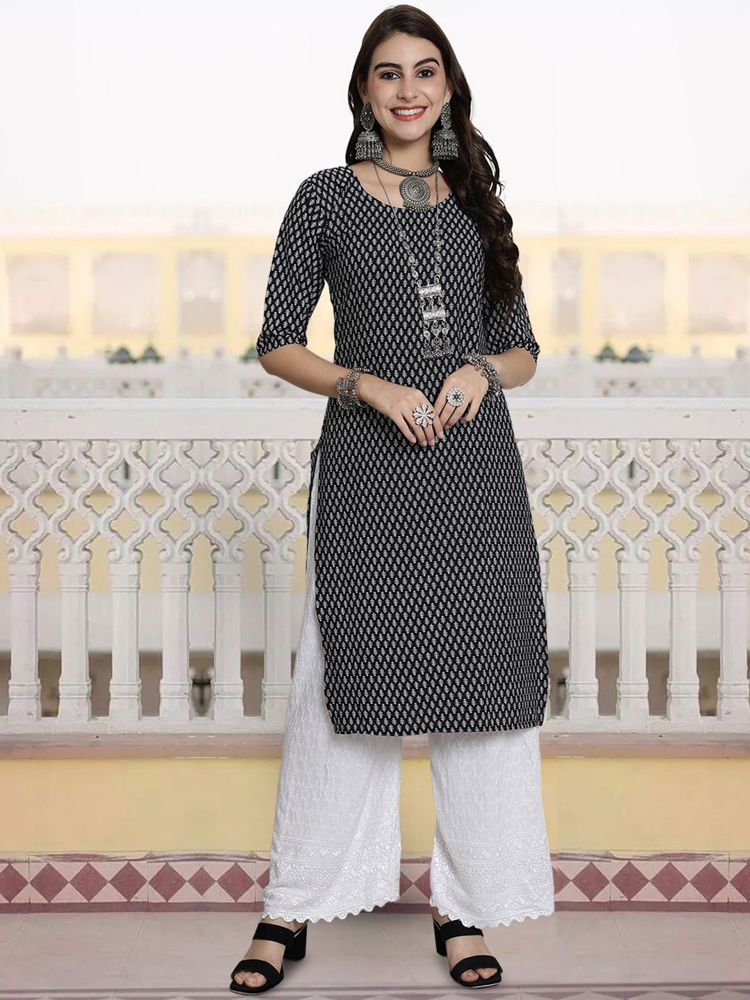 

7Threads Ethnic Motifs Printed Straight Kurta, Black