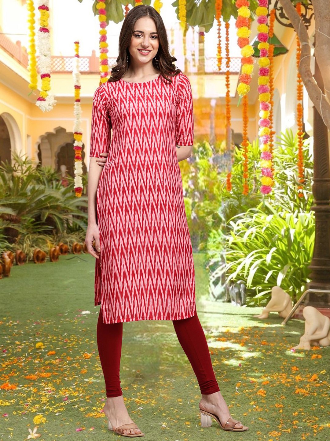 

7Threads Zig Zag Printed Round Neck Crepe Straight Kurta, Red