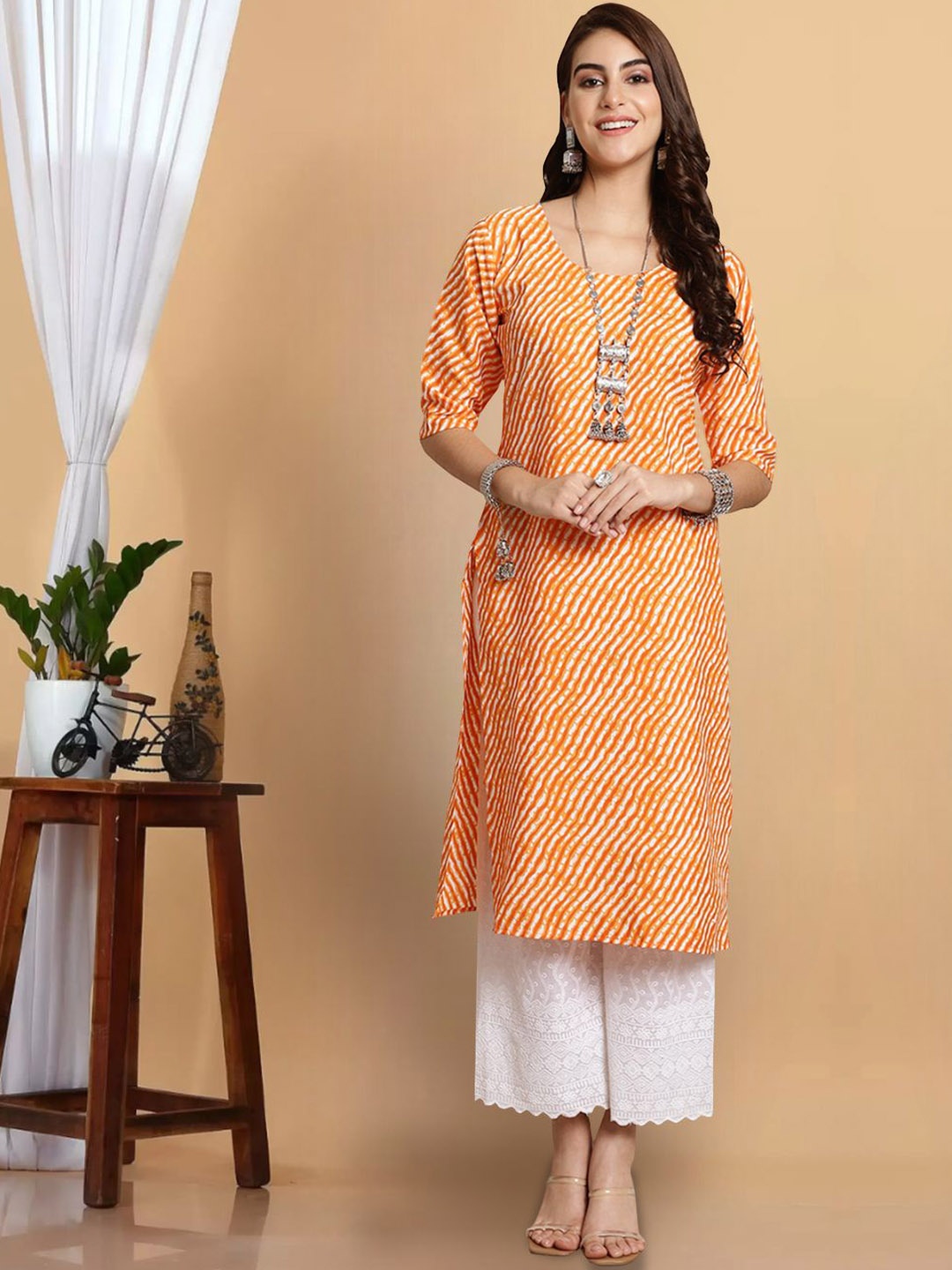 

7Threads Geometric Printed Round Neck Straight Kurta, White