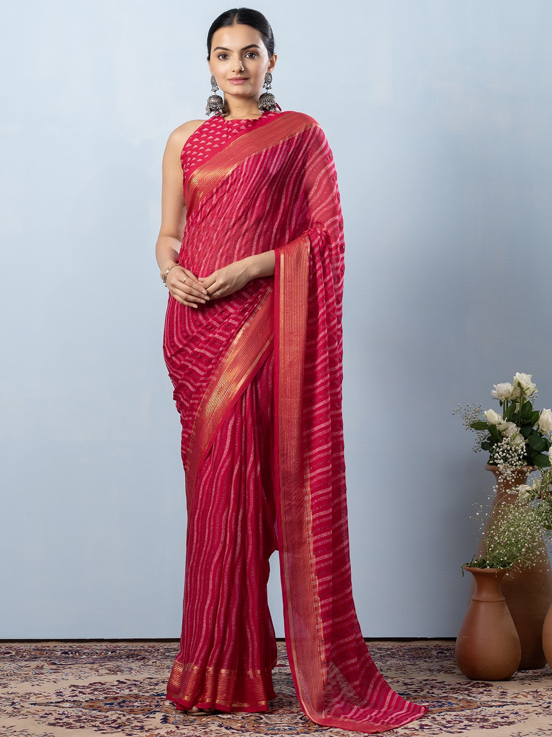 

RACHNA Leheriya Woven design Zari Border Saree, Pink