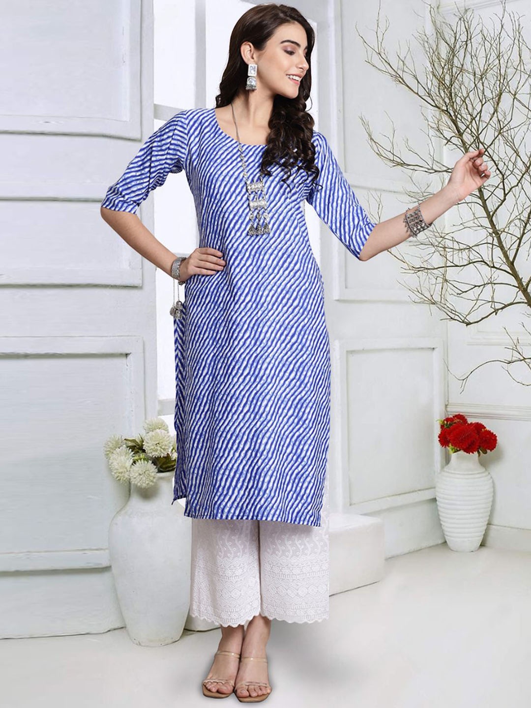 

7Threads Leheriya Printed Round Neck Crepe Straight Kurta, Blue