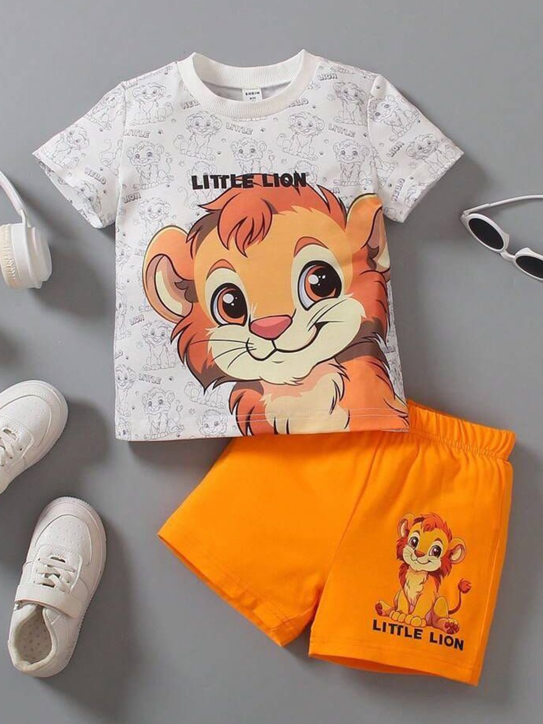 

BAESD Boys Printed T-shirt with Shorts, White