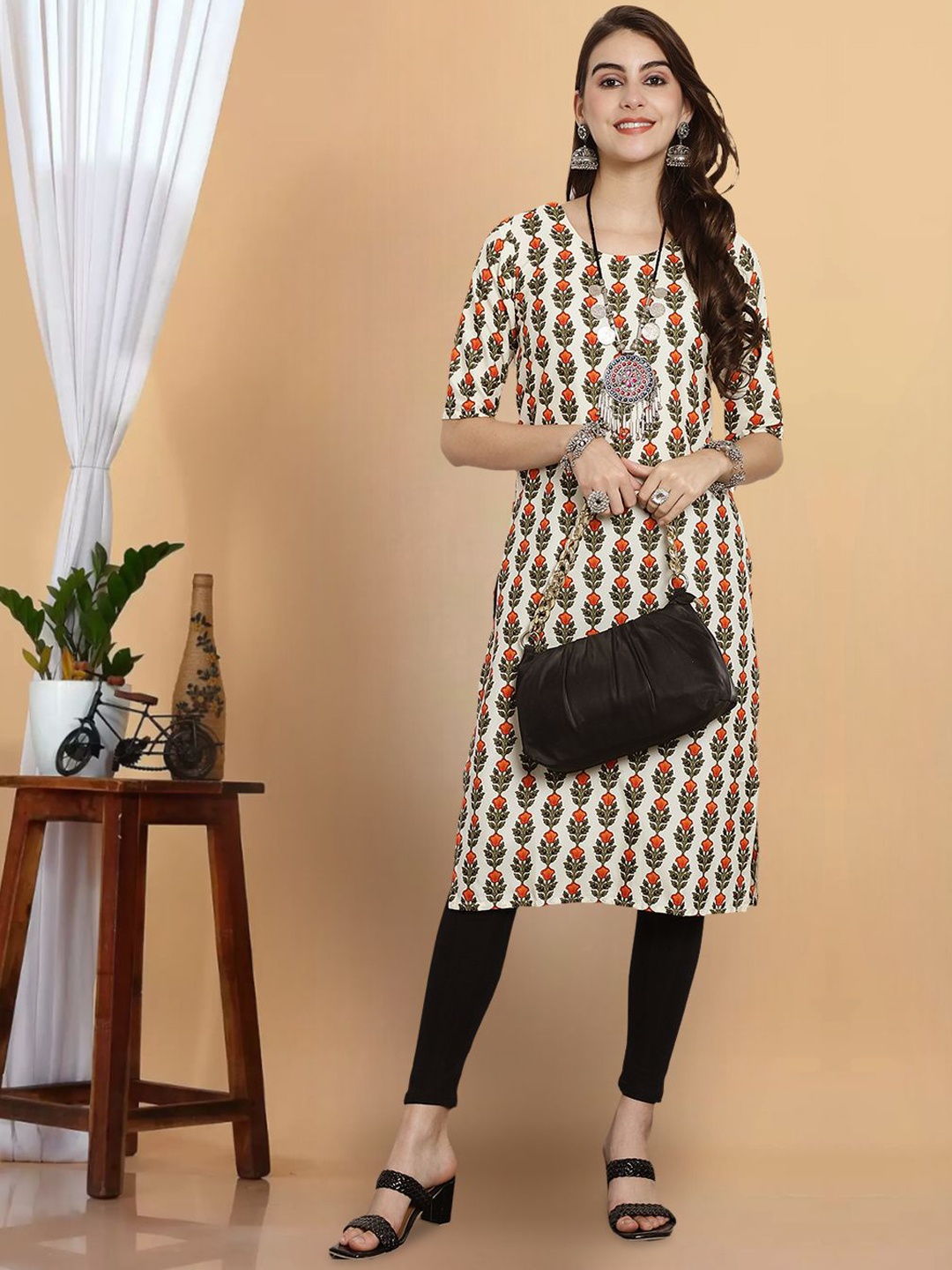 

7Threads Floral Printed Round Neck Straight Kurta, Beige