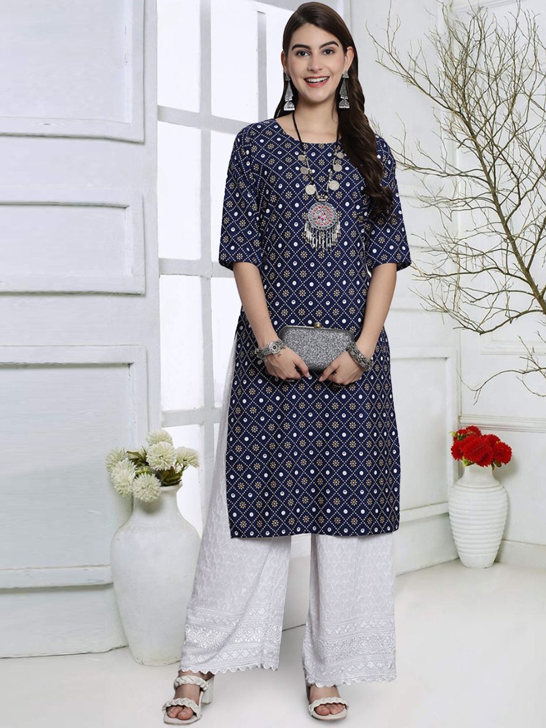 

7Threads Floral Printed Round Neck Straight Kurta, Navy blue