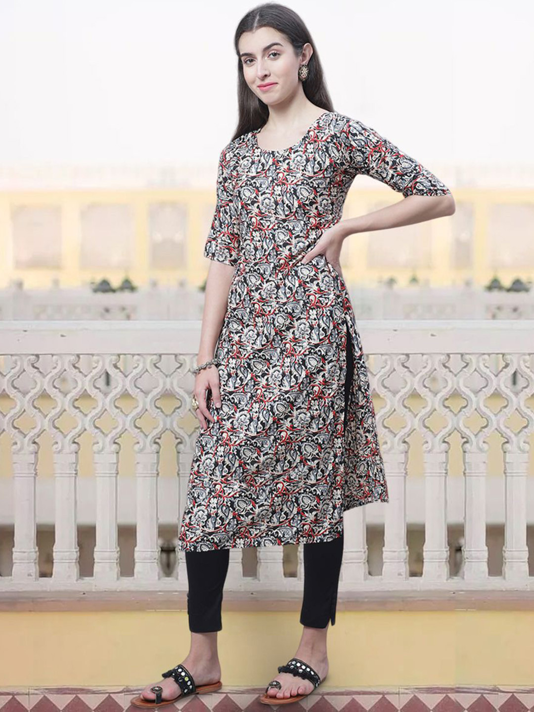 

7Threads Floral Printed Round Neck Straight Kurta, Blue