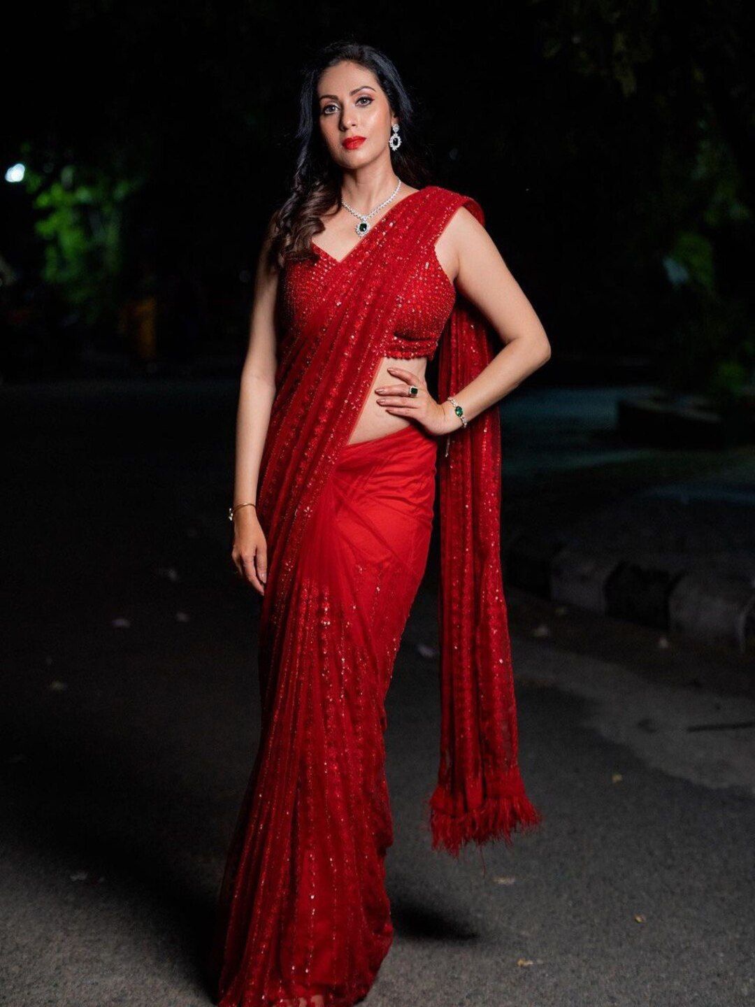 

Sanwariya Silk Ethnic Motifs Sequinned Net Mysore Silk Saree, Red