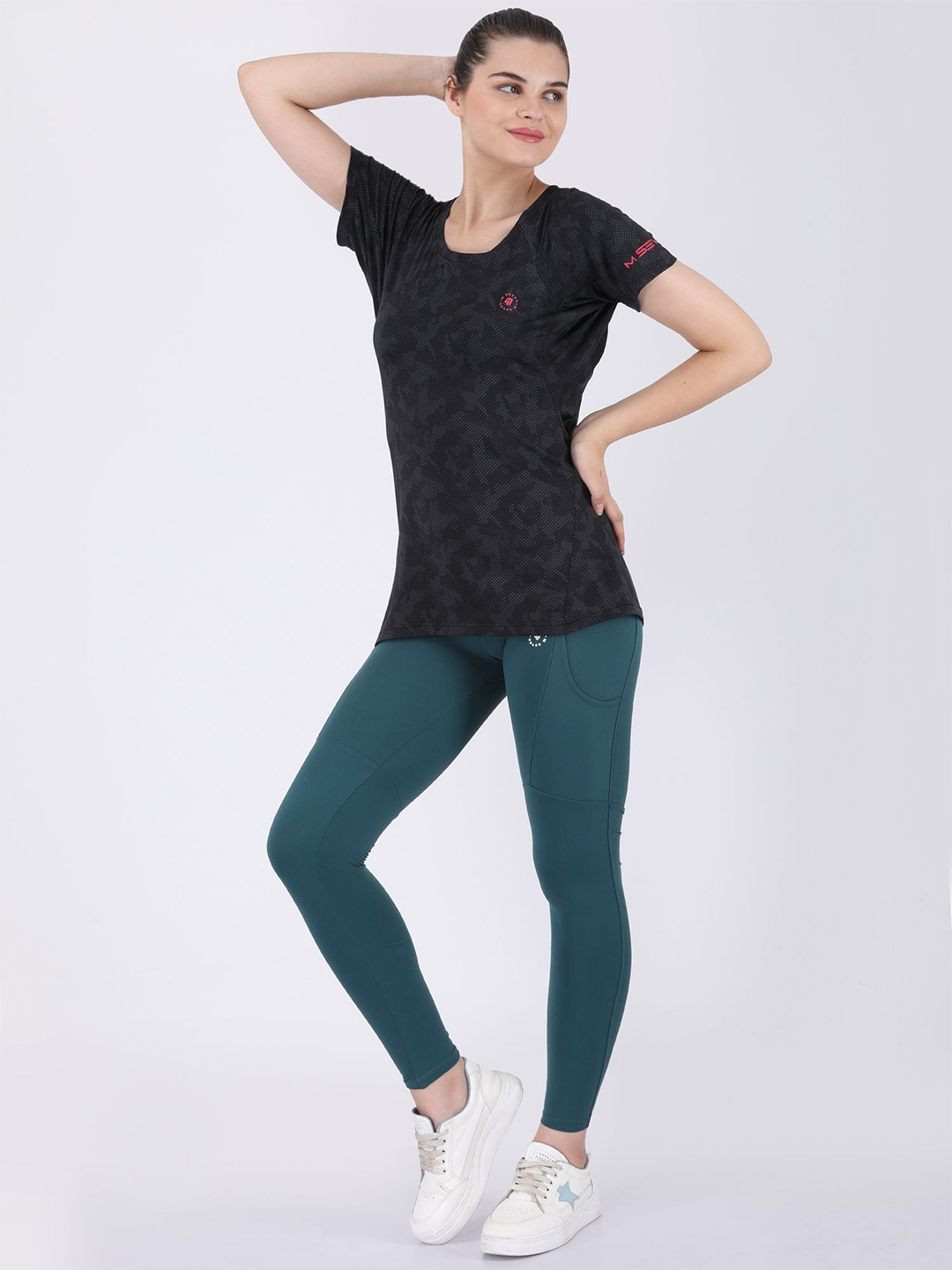 

M7 EMPIRE Women Self design Regular top, Grey