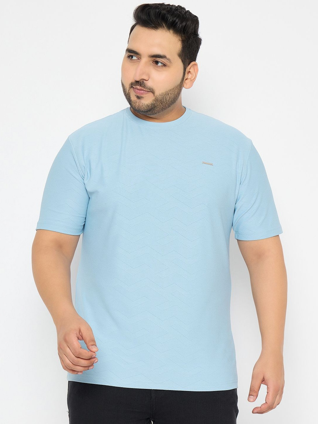 

Parcel Yard Men Plus Size Solid Round Neck Cotton Relaxed Fit T-Shirt, Blue