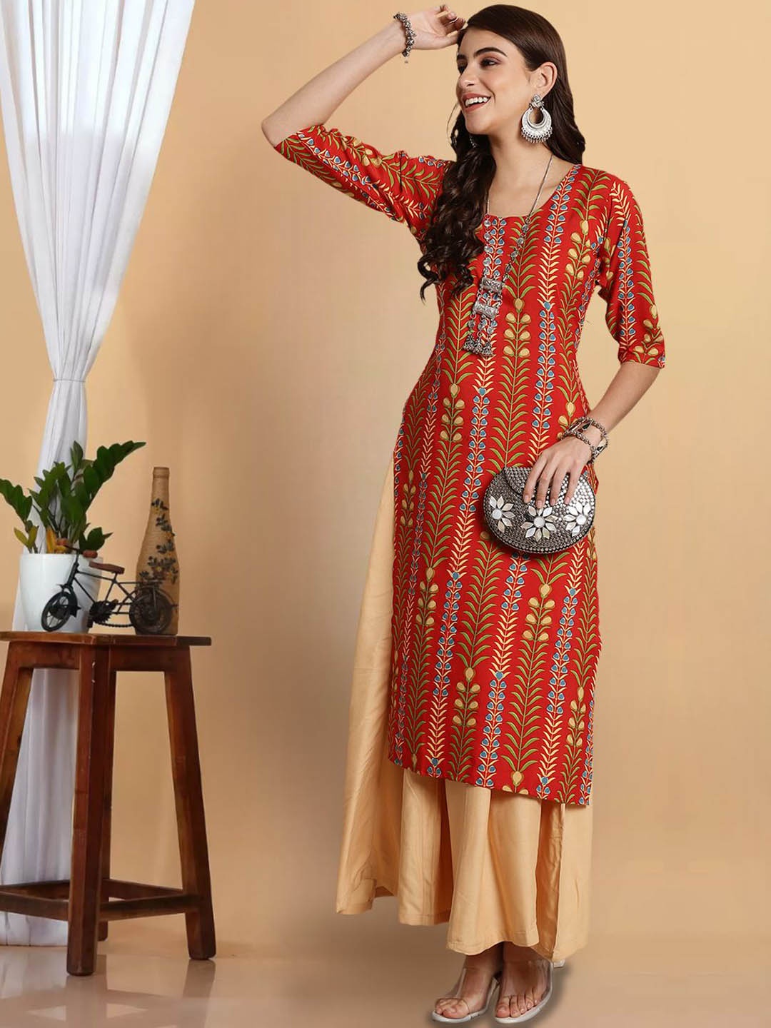 

7Threads Floral Printed Crepe Straight Kurta, Red