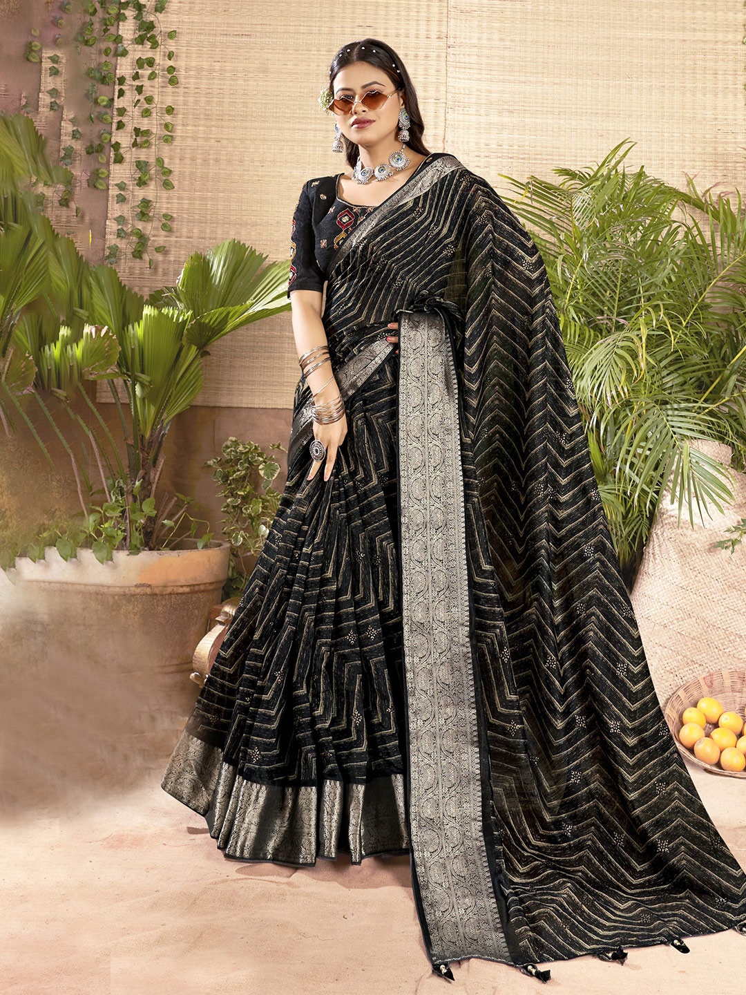 

NIRMAL CREATION Zari Pure Silk Saree, Black
